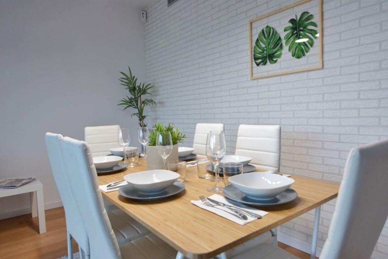 Lodging Apartments Forum 25 - Barcelona Forum Apartment 圣阿德里安-德贝索斯 外观 照片